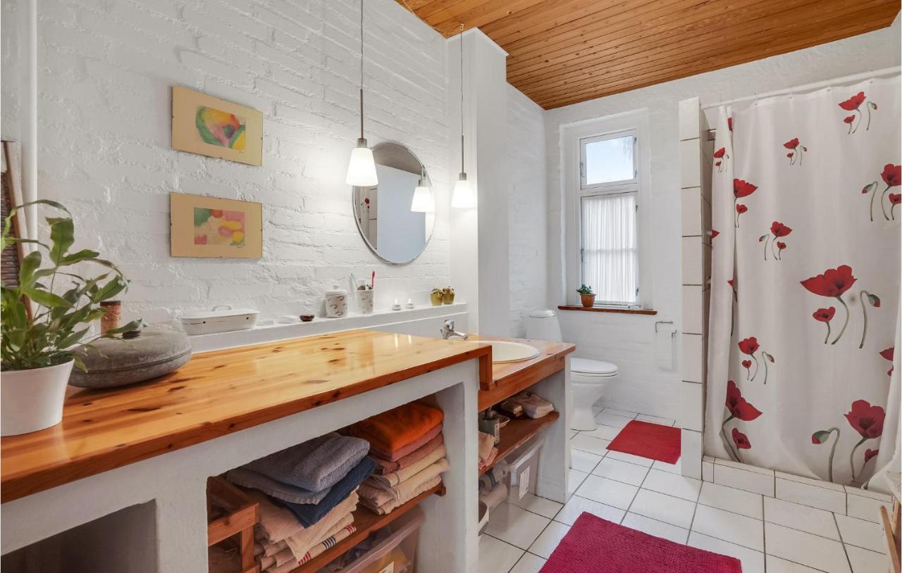 Lovely Home In Sonderborg With Kitchen Екстер'єр фото